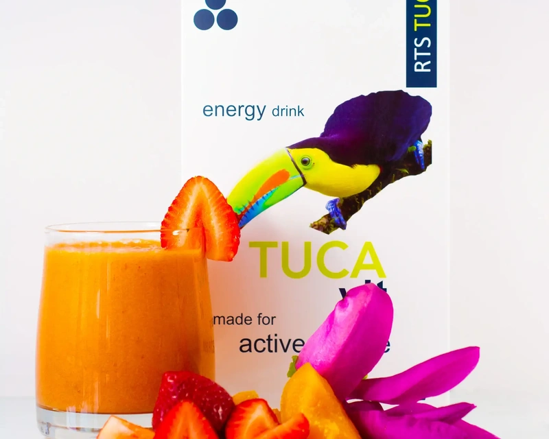 Smoothie and chocolate drink